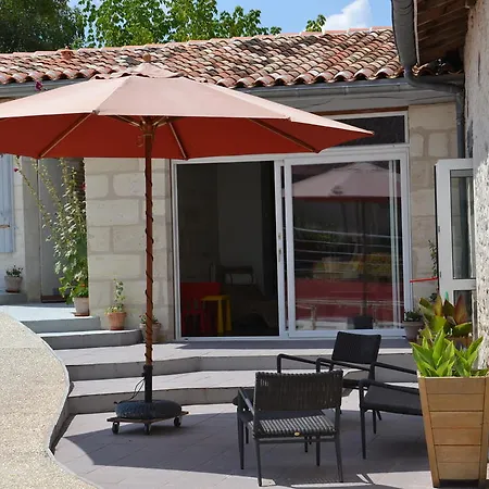 Bed and breakfast Maison D'hotes De La Dronne